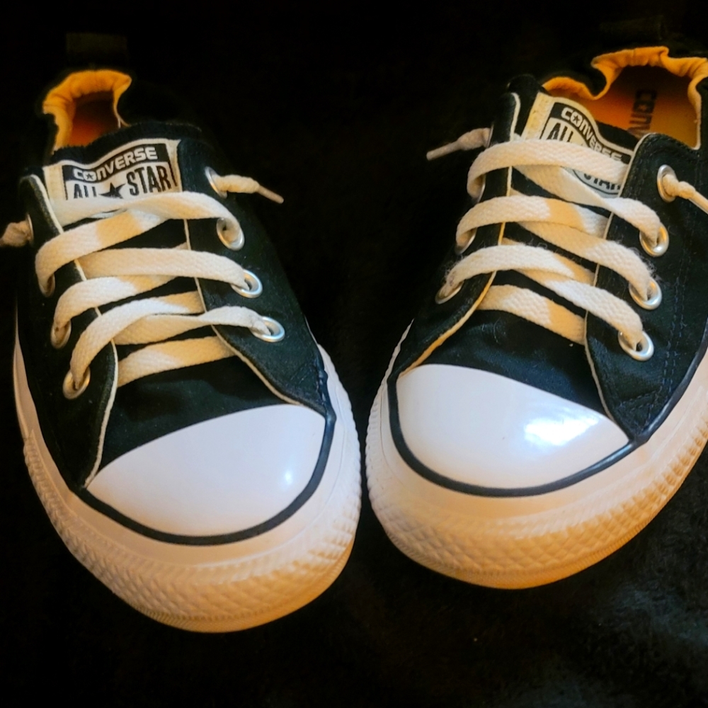 Shoe